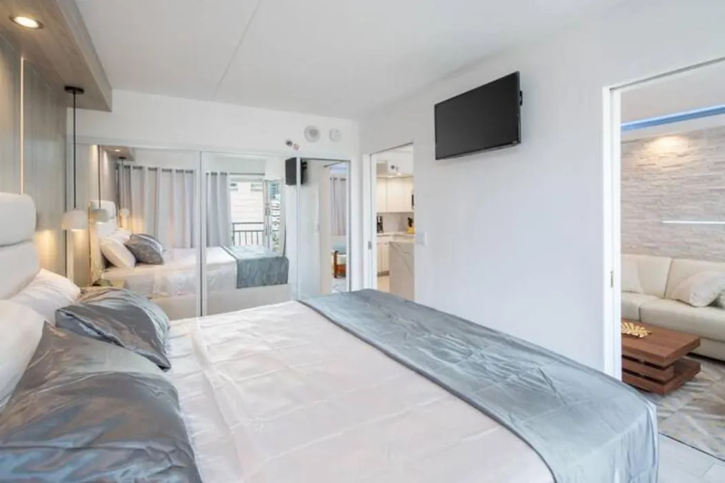 Ilikai'S Best Beach Front Executive Suite Honolulu 0*,