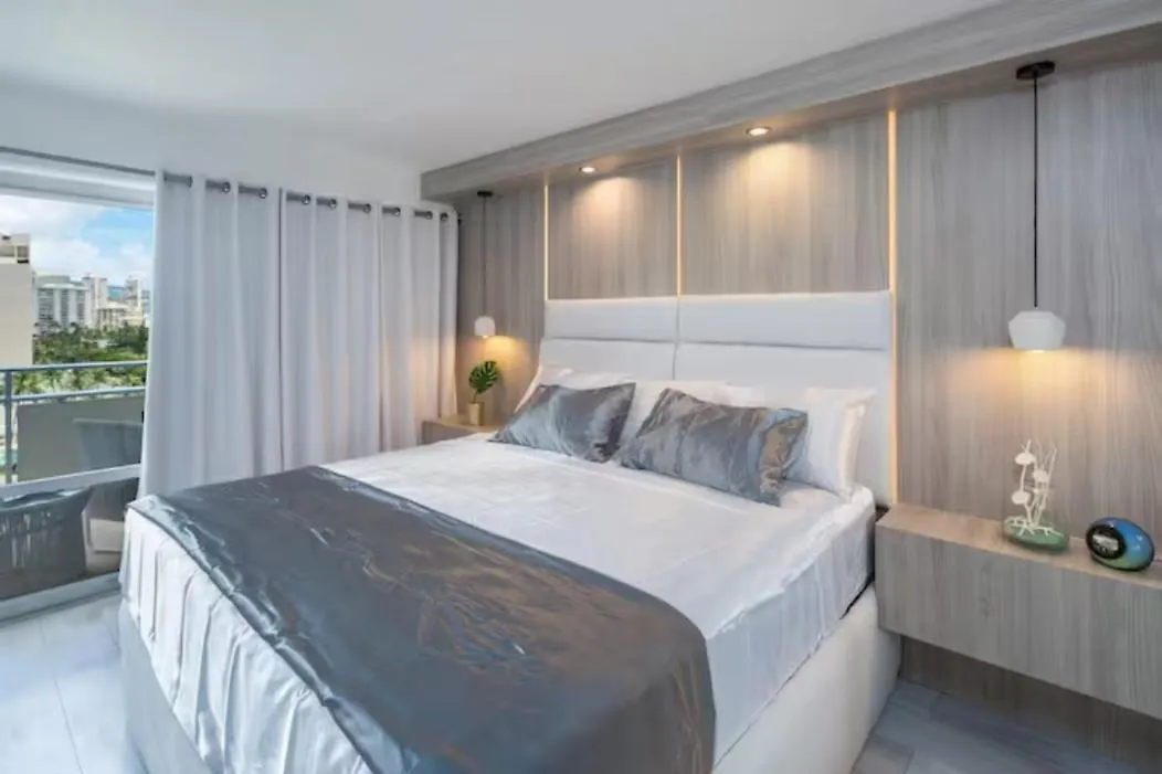 Ilikai'S Best Beach Front Executive Suite Honolulu 0*,